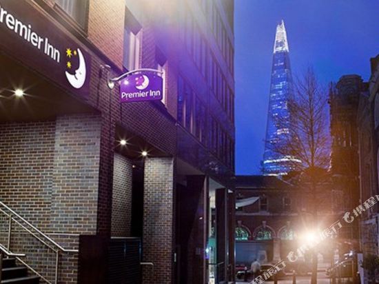 Premier Inn London Bank Tower London 8 6 4 5 Hotel Price