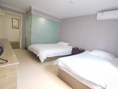 苏州易佰连锁旅店石路店