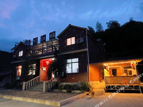 德清绿竹红坊住宿