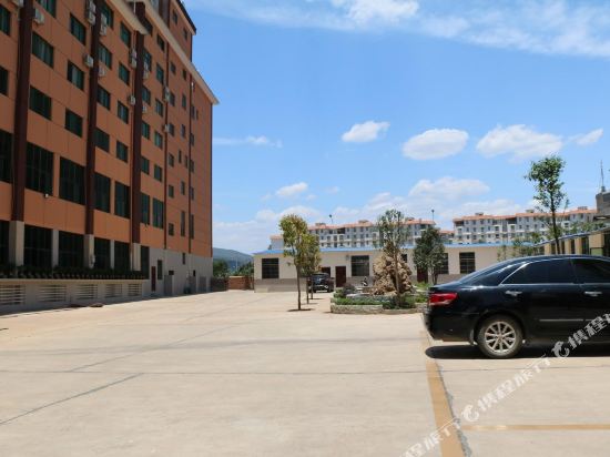 禄丰天龙大酒店