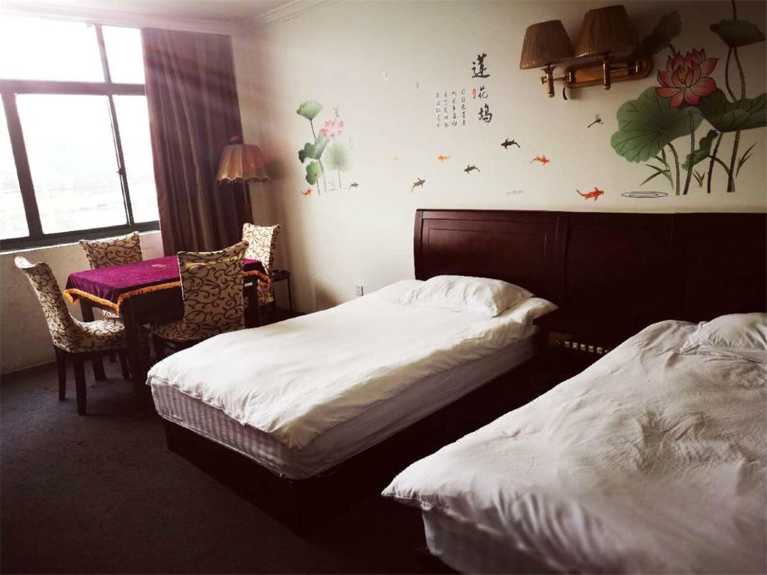 Shanghai Yanni Hotel