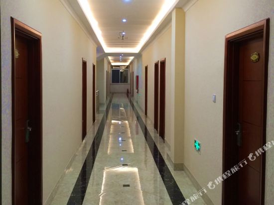 朋口和鑫商务宾馆(连城火车站店)