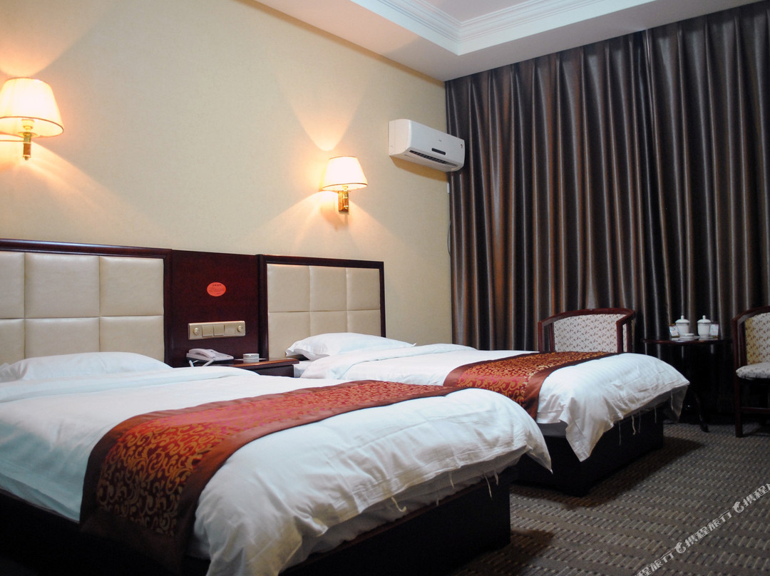 青县聚贤德宾馆（青县站店）