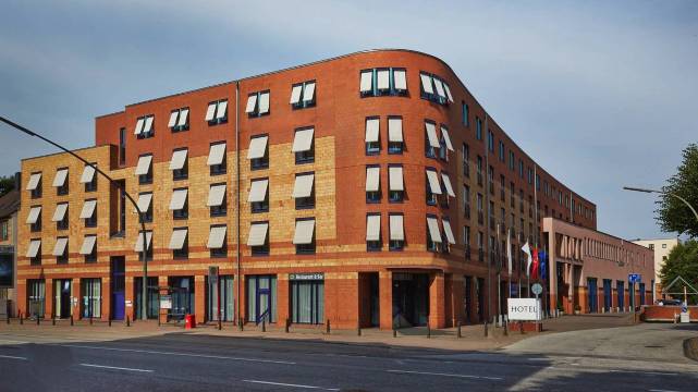 汉堡伯格多夫华美达酒店-官方