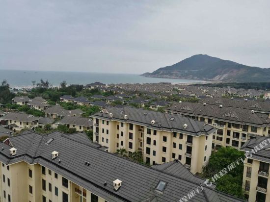 东山红珊瑚海滨度假公寓