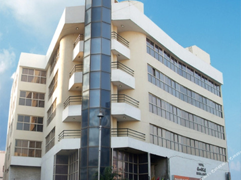 Central Beacon Hotel, Surat