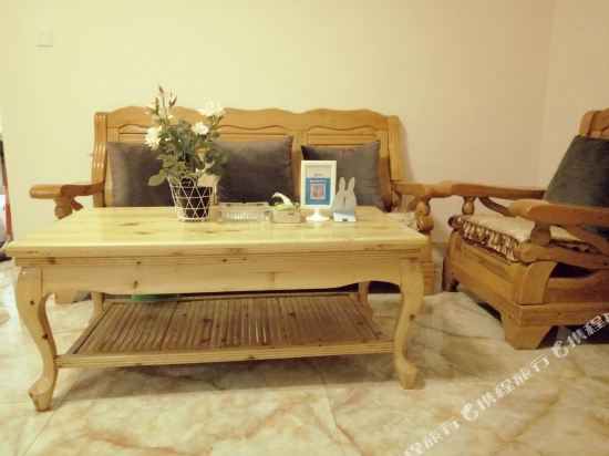 成都成都逸居简约民宿(新发南路口店)