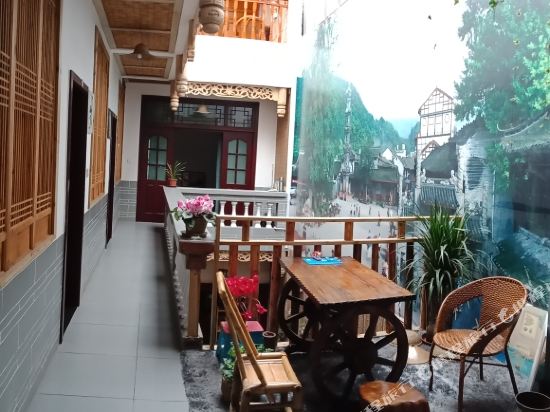 街子古镇老院子客栈