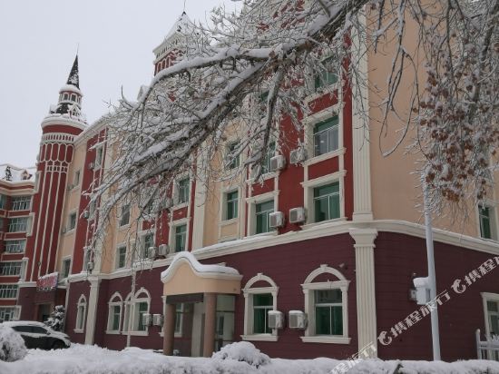 富蕴世纪星酒店