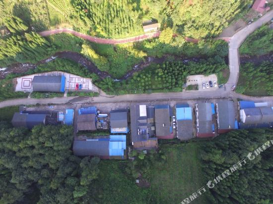 什邡朋友家民宿