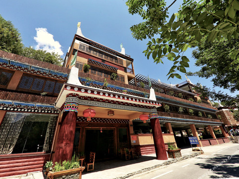 丹巴县酒店住宿-甲居三姐妹客栈