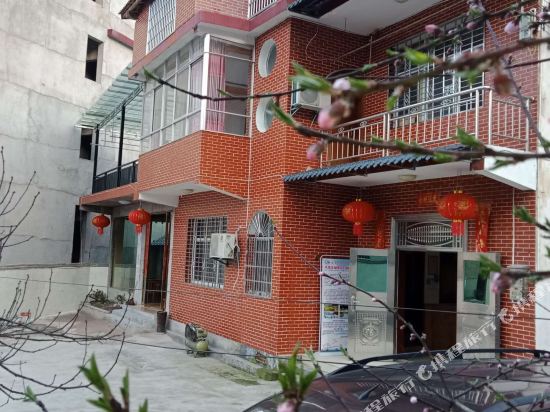 张家界珀菲主题客栈