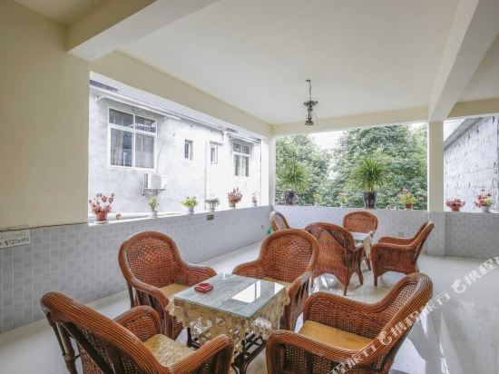 青城山绣兰居民宿