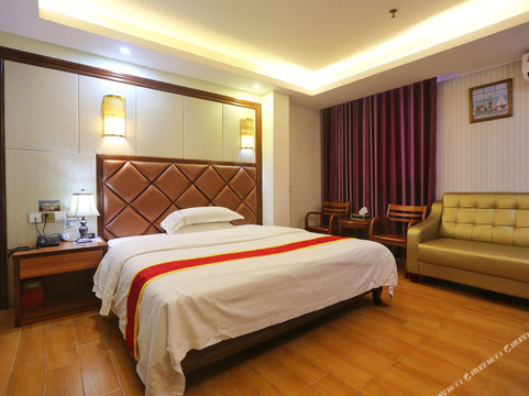 高州旺角假日酒店