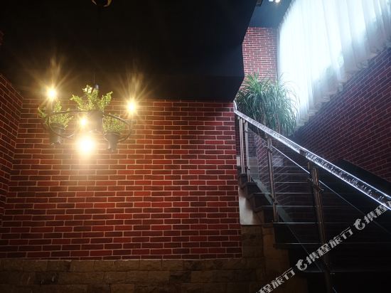 长宁天下翠商务酒店