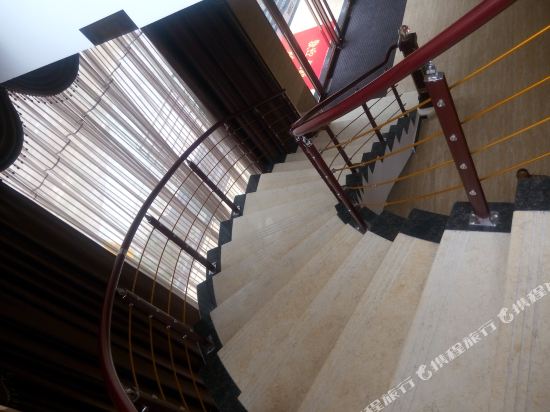 七洞沟兴隆湾生态度假村