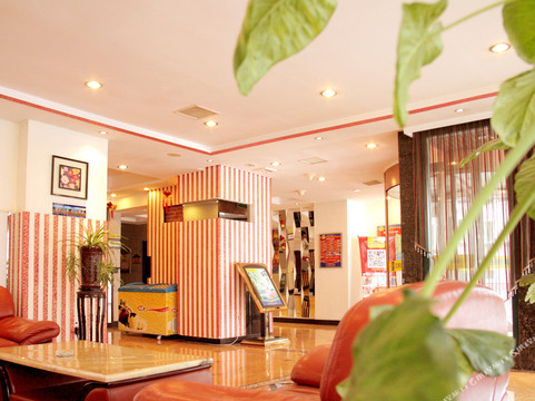 艾居连锁酒店(大石桥火车站南店)