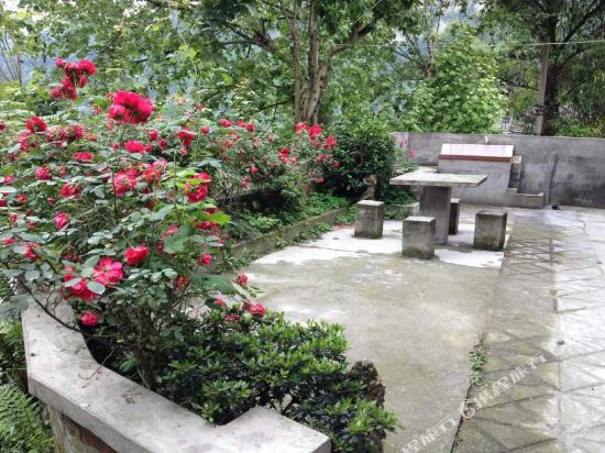 犍为婉秋便民旅店