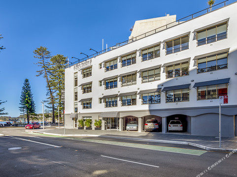 曼利议会酒店住宿-Manly Paradise Beachfront Motel & Apartments