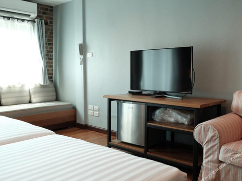 Ban Pratunam Tha Khai酒店住宿-The Brown House Hotel