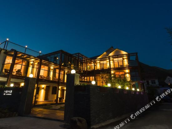 莫干天泉叠拼别墅