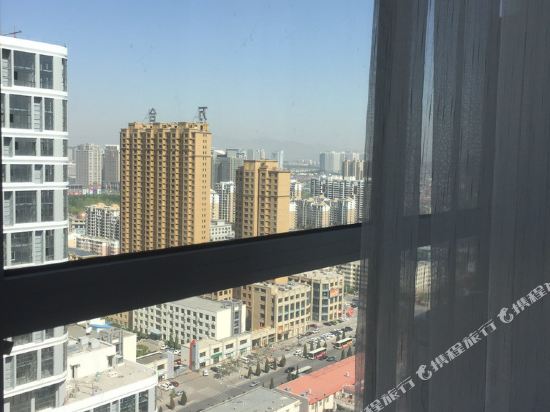 包头喜处金草民宿