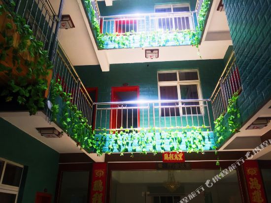 青城山白鸽路81号客栈