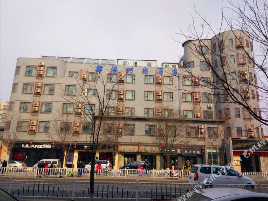 杞县鑫港时尚酒店