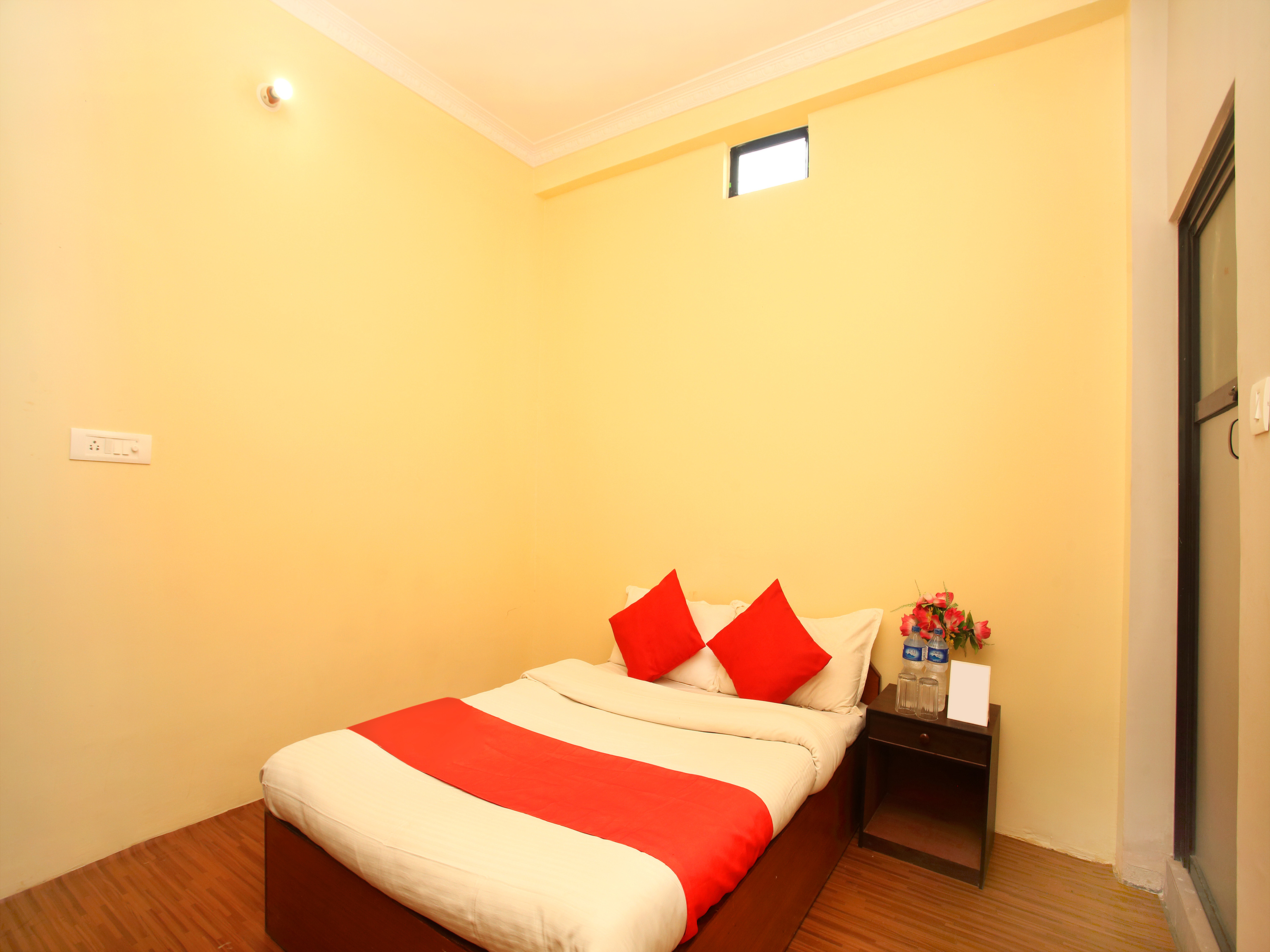 SPOT ON 503 Lisno Restaurant And Lodge-官方