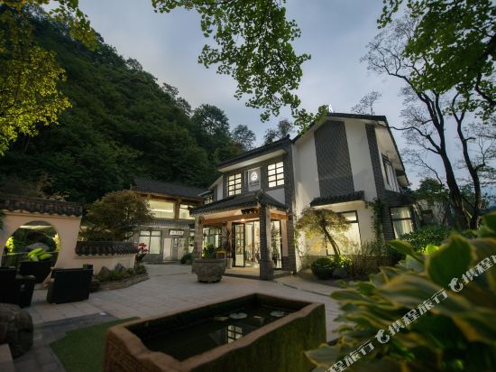 青城山时光青城(博瑞馥)温泉森林美庐