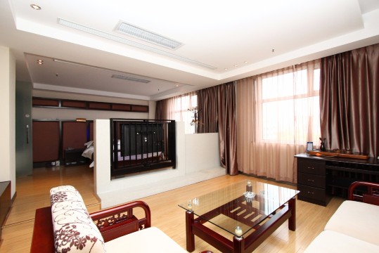 读寓酒店（青岛城市桂冠店）-官方