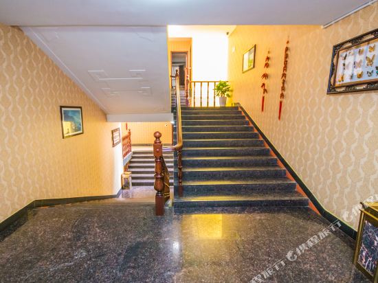 峨眉山来凤大酒店