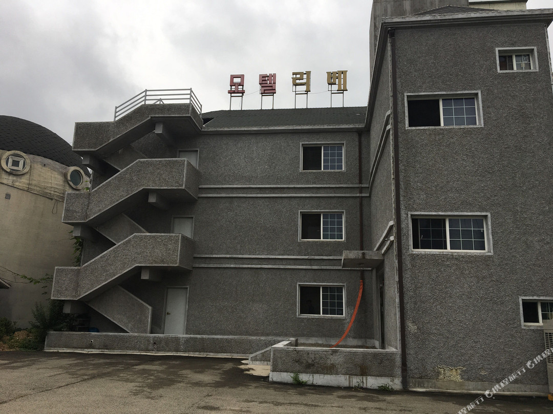 杨平郡Liebe汽车旅馆