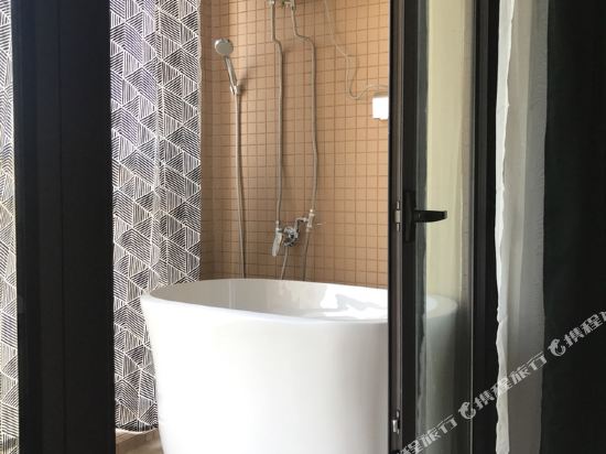 清远Megan's house美林湖温泉公寓