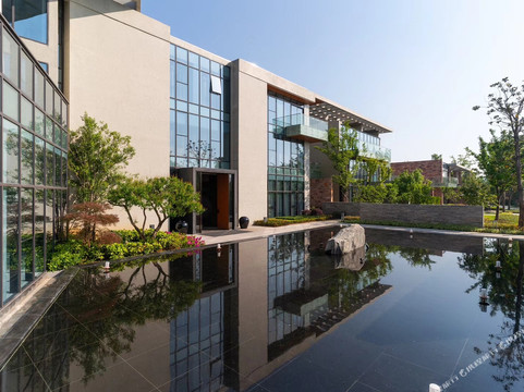 回悦全球奢华精品酒店