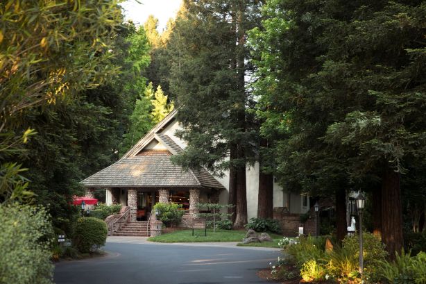 查理帕尔默哈维斯特酒店-官方