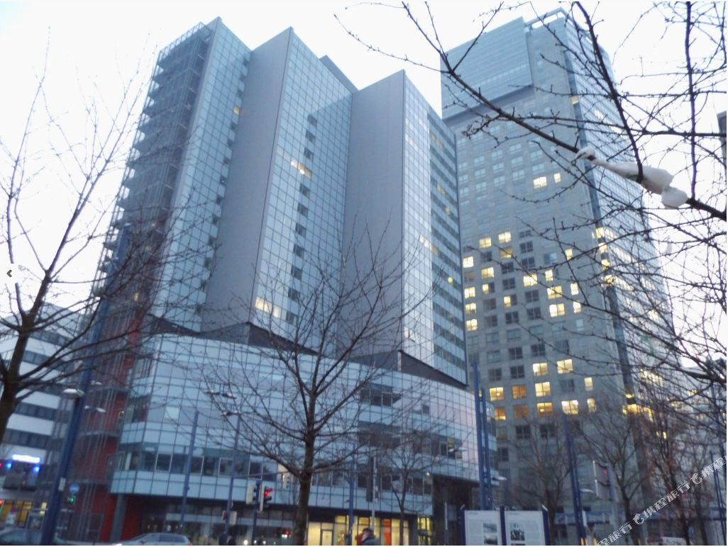 卢纳酒店