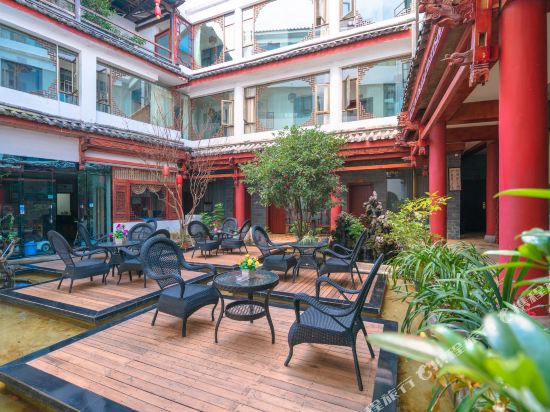 如家睿柏·云酒店(丽江古城大水车店)