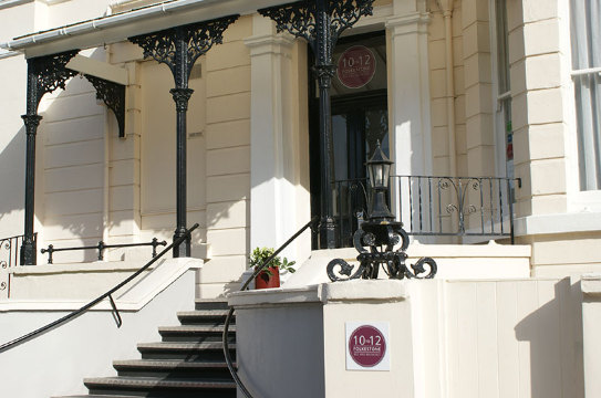 福克斯通10到12住宿加早餐旅馆-官方