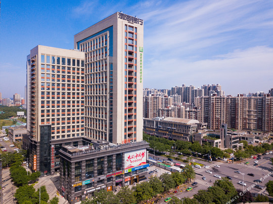 西安高新智选假日酒店