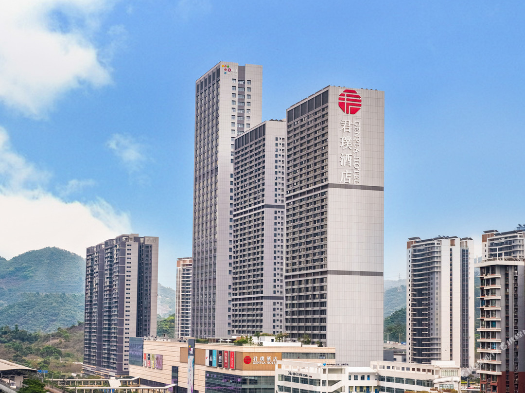 深圳南山深铁塘朗城君璞酒店主图