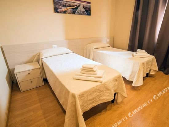 Hotel Moderno Room Type - Twin Room