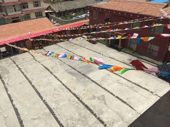 红原盛隆大酒店