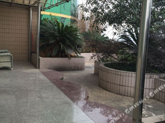 南部金都大酒店