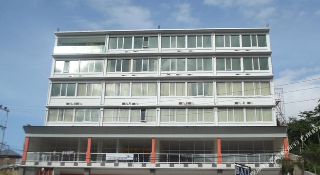 Goron Talo酒店住宿-L Bajo Hotel