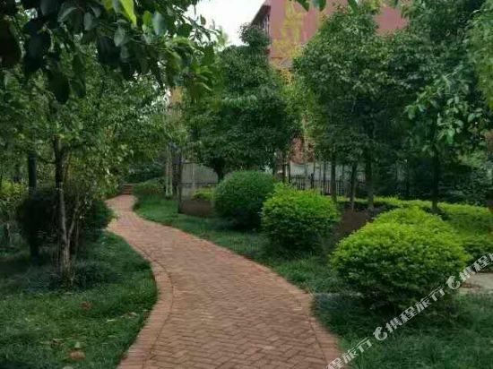 蒙自别墅一阁家庭旅馆