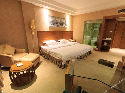 融水金铂假日酒店