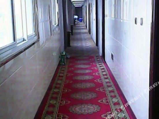 乌兰友智假日宾馆