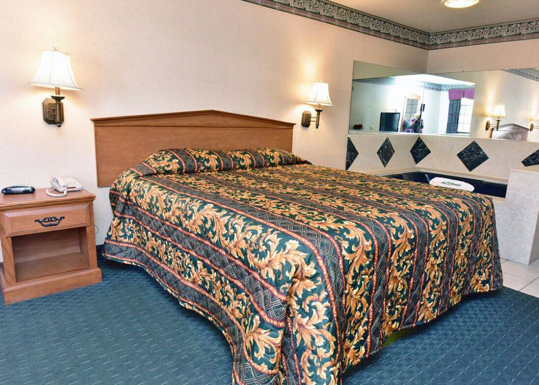 La Mirage Inn LAX Airport