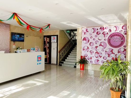 派旅酒店(日照望海路银座商城店)